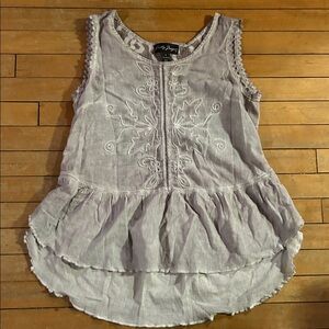 EUC Gretty Zueger light grey Embroidered Ruffle sleeveless Top